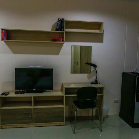 Tempo Plus Apartment Mae Sot Exterior photo